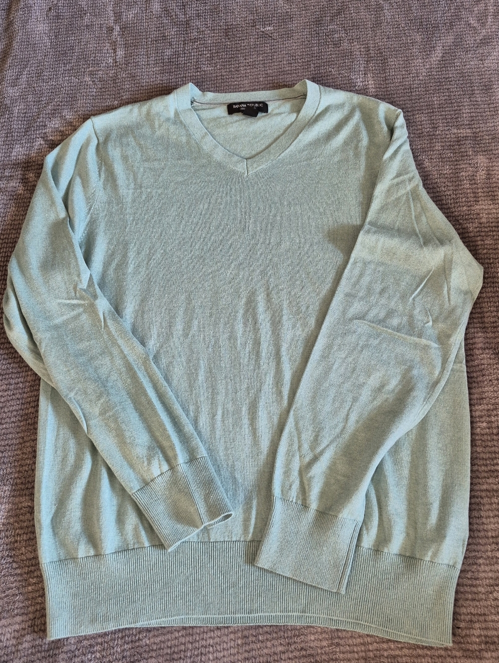 Banana Republic Luxury V Neck Sweater Mens Seafoam Green MD Silk Cotton Cashmere